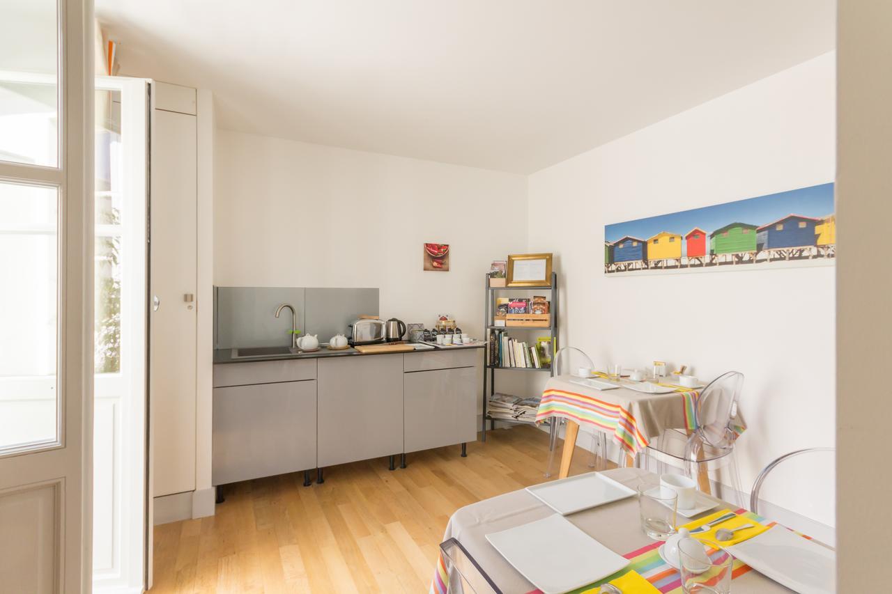 Les Versaillaises Bed and breakfast